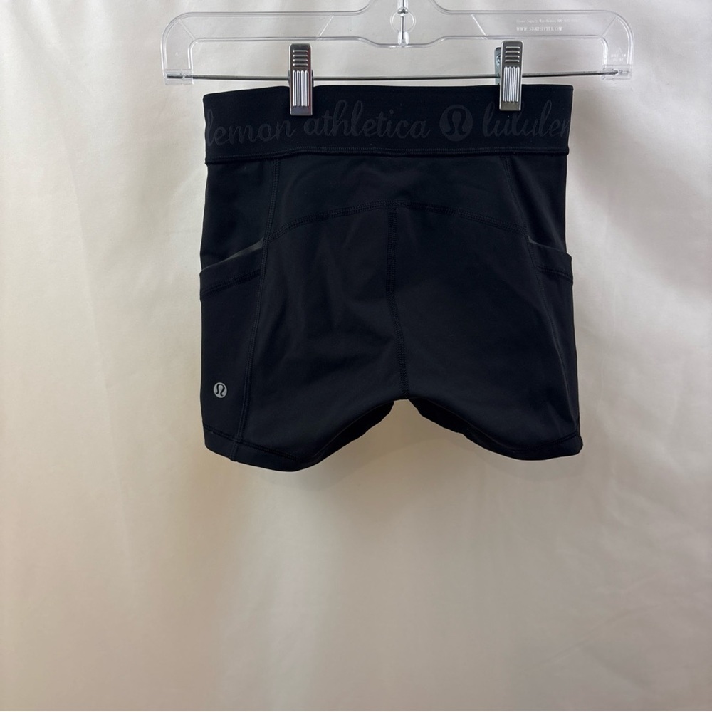 Lululemon Athletica Black Compression Bike Shorts Pockets Size 2 - Picture 8 of 9